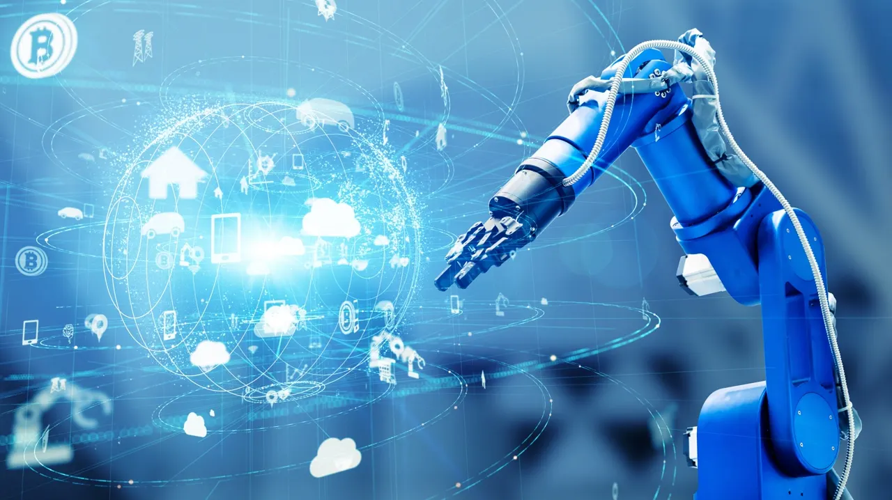 Roboterarm in einer automatisierten Produktion